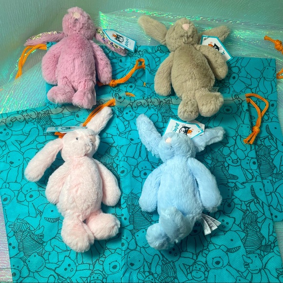 1 single Tulip blossom BNWT Jellycat Bashful Bunny Dusty pink ONLY, far left - Picture 7 of 8